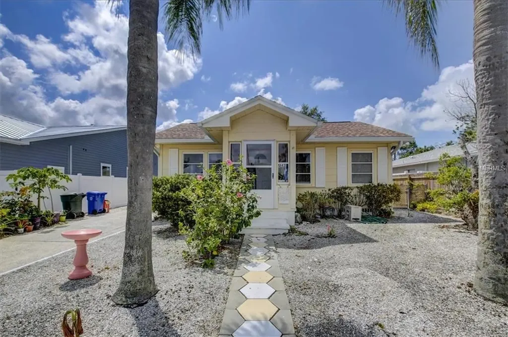 443 Richmond Street Dunedin FL 34698