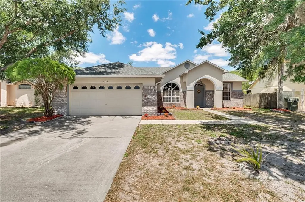 2435 Winfield Drive Kissimmee FL 34743