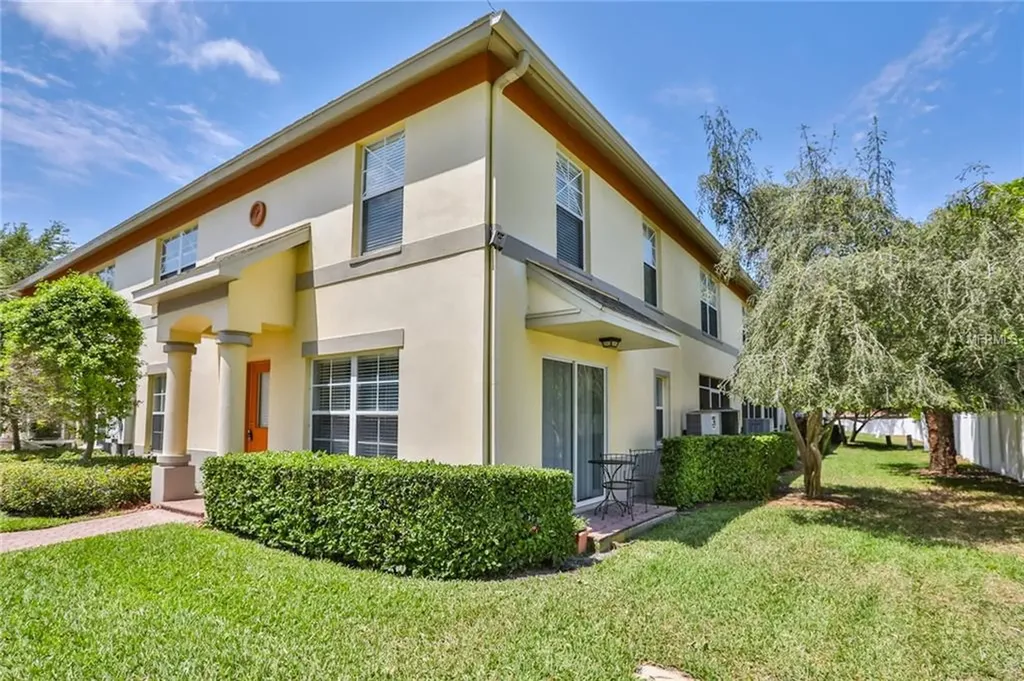 3876 Mandalay Drive St Petersburg FL 33705