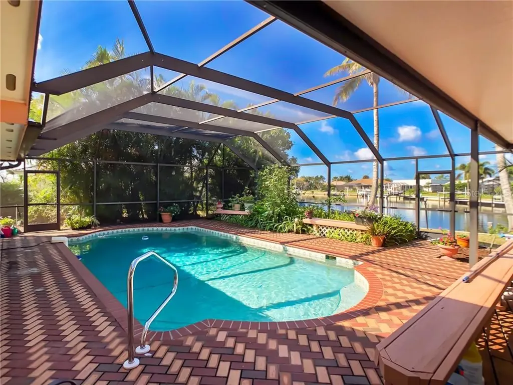 401 Via Cintia Punta Gorda FL 33950