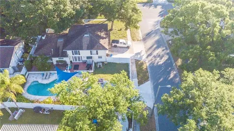 6802 Twelve Oaks Boulevard Tampa FL 33634