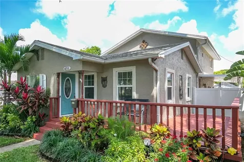 4711 18th Avenue N St Petersburg FL 33713