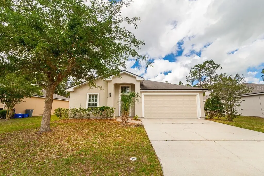 33 Riviera Estates Court Palm Coast FL 32164