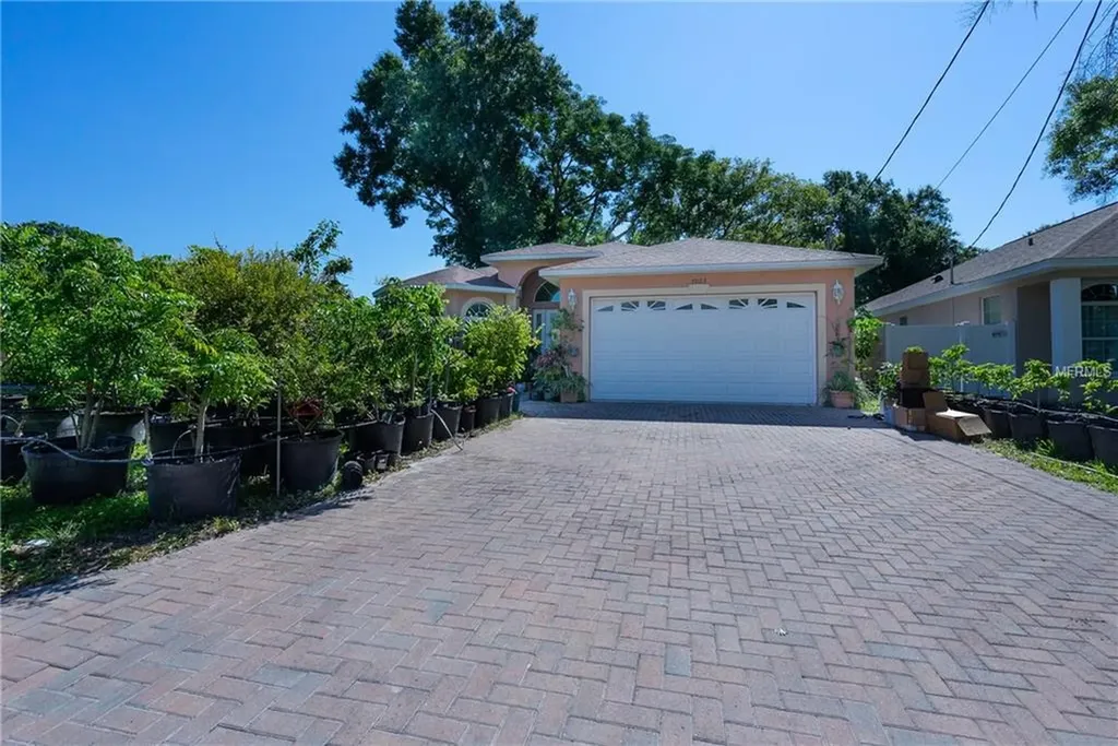 7003 N Cameron Avenue Tampa FL 33614