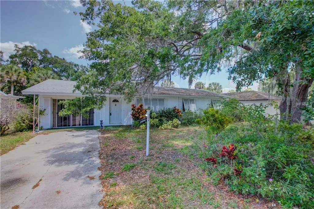 364 Gulf Breeze Boulevard Venice FL 34293