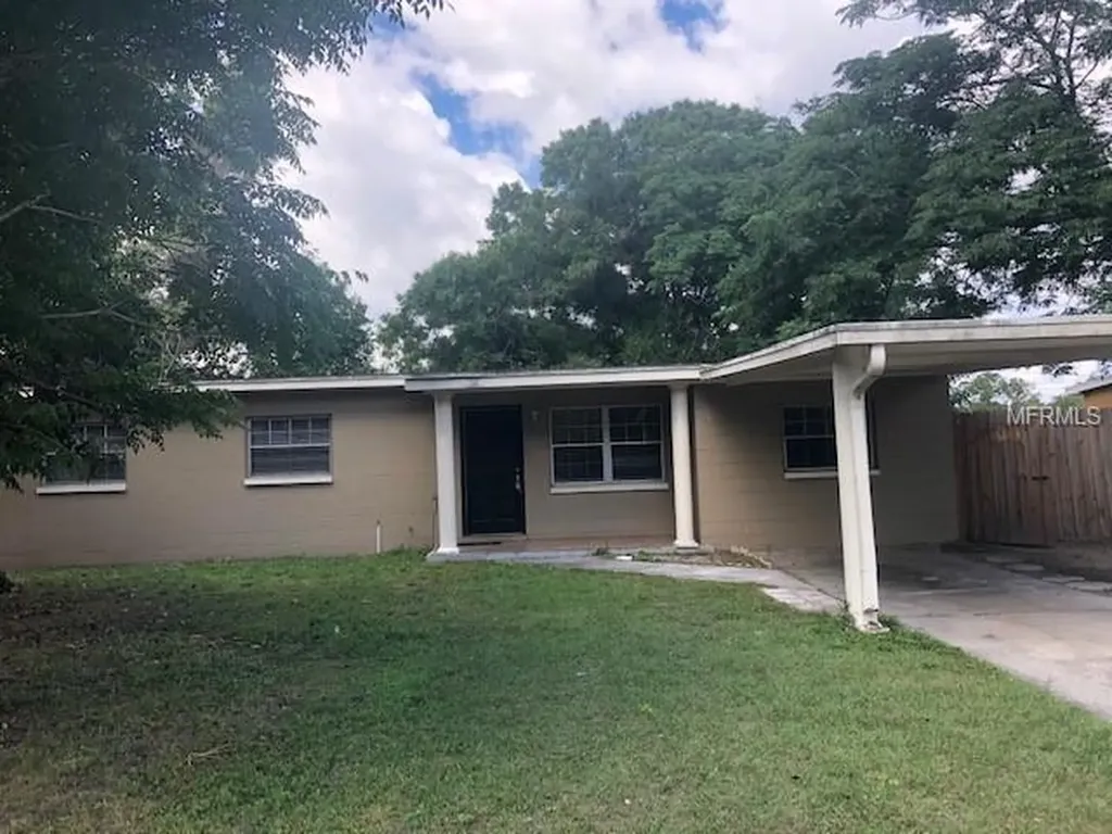 10920 N Annette Avenue Tampa FL 33612