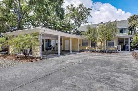 2109 W Hills Avenue Tampa FL 33606