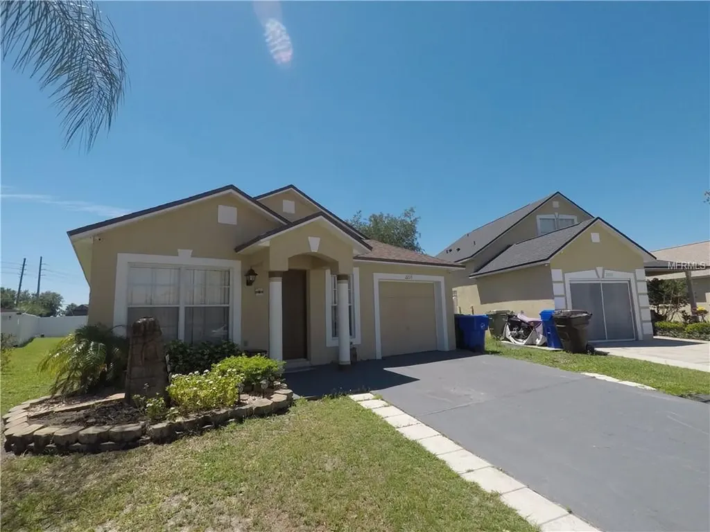 2233 Santa Lucia Street Kissimmee FL 34743
