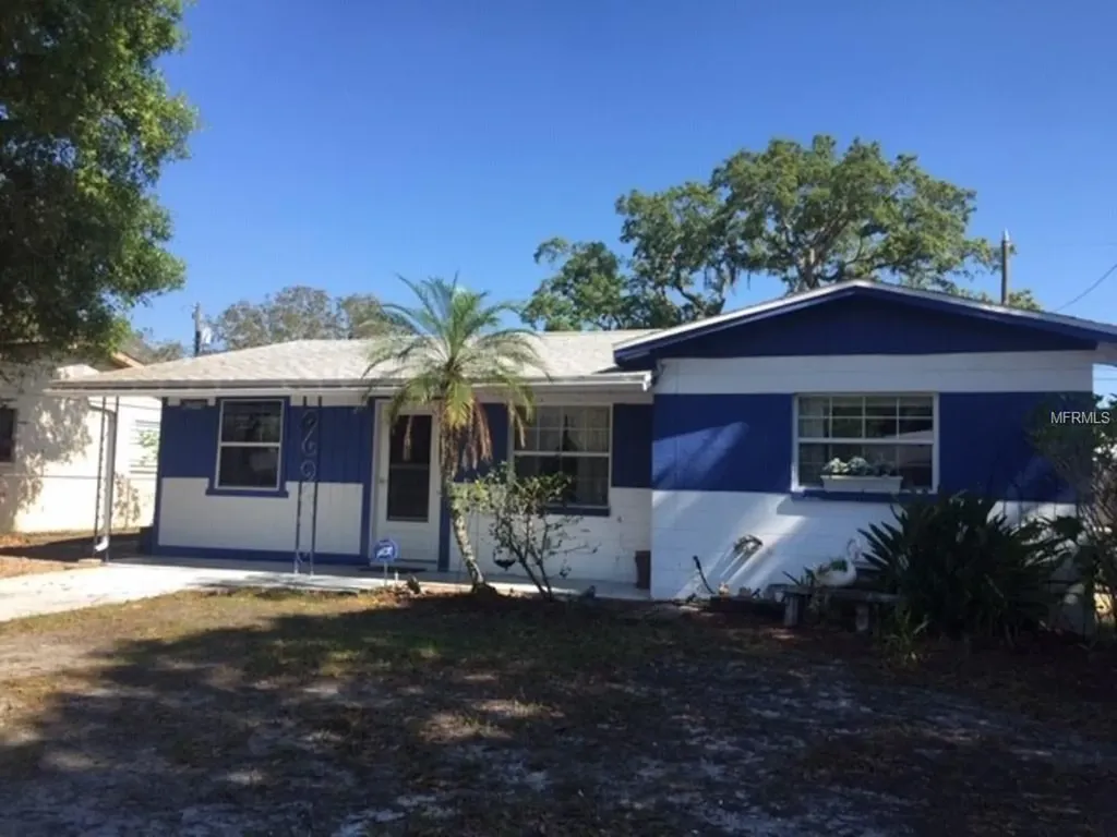 6219 51st Avenue N St Petersburg FL 33709