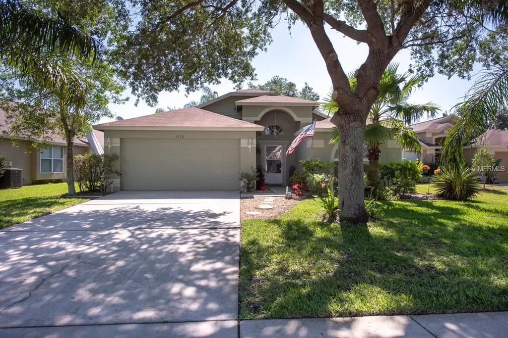 3716 Lonewood Court Land O Lakes FL 34638