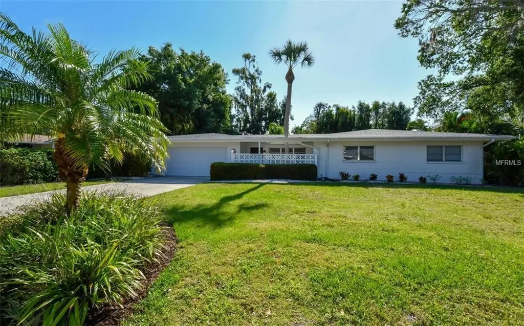 5233 Palos Verdes Drive Sarasota FL 34231