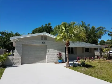 5511 11th Avenue N St Petersburg FL 33710