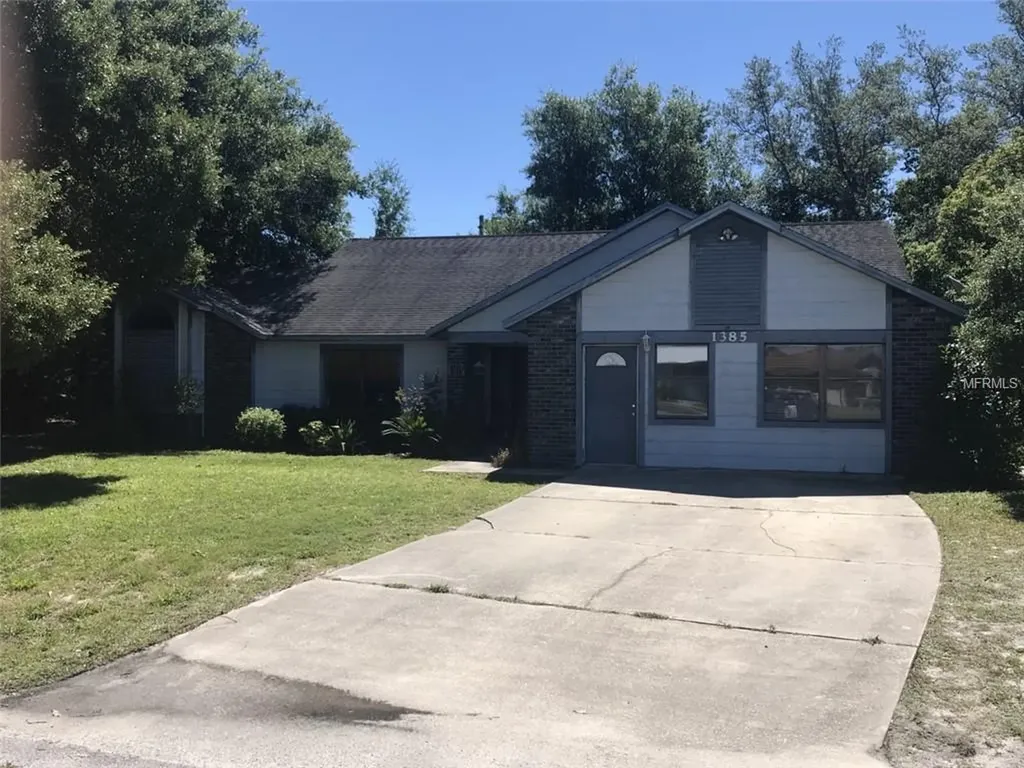 1385 Bailey Avenue Deltona FL 32725