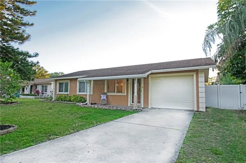 6410 Woodland Boulevard N Pinellas Park FL 33781