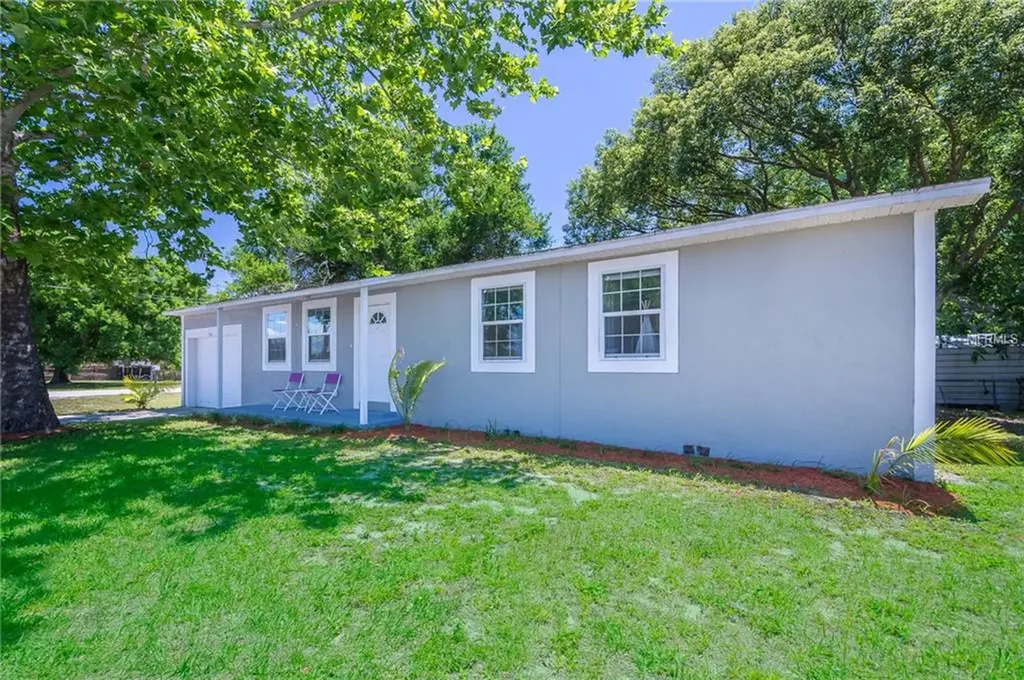 112 Eagle Lake Loop Road W Winter Haven FL 33880