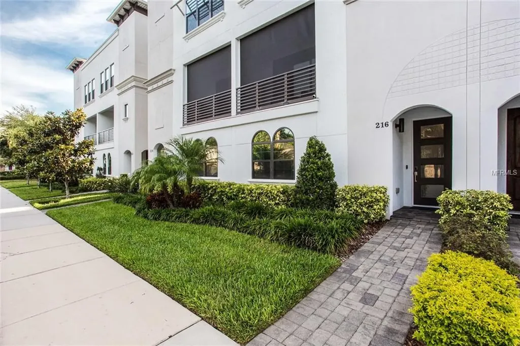 216 S Audubon Avenue Tampa FL 33609