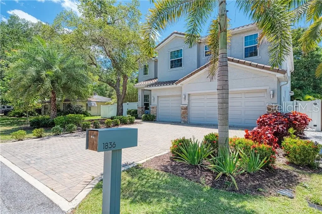 1836 Orchid Street Sarasota FL 34239