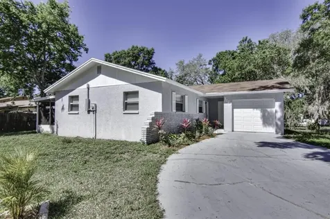 7107 Lynwood Drive Tampa FL 33637
