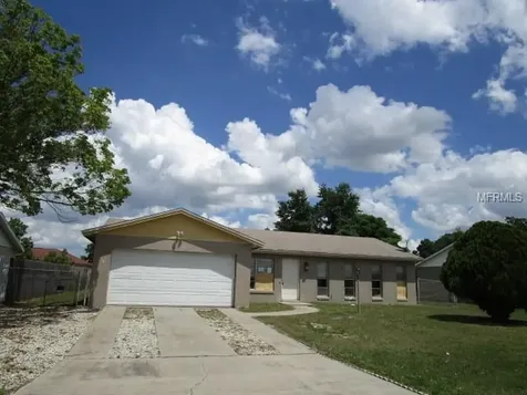 219 La Paz Drive Kissimmee FL 34743