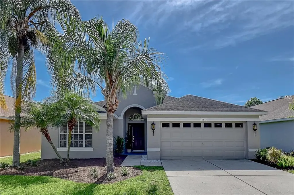 18613 Le Dauphine Place Lutz FL 33558