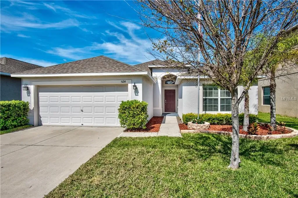 524 Vista Ridge Drive Ruskin FL 33570