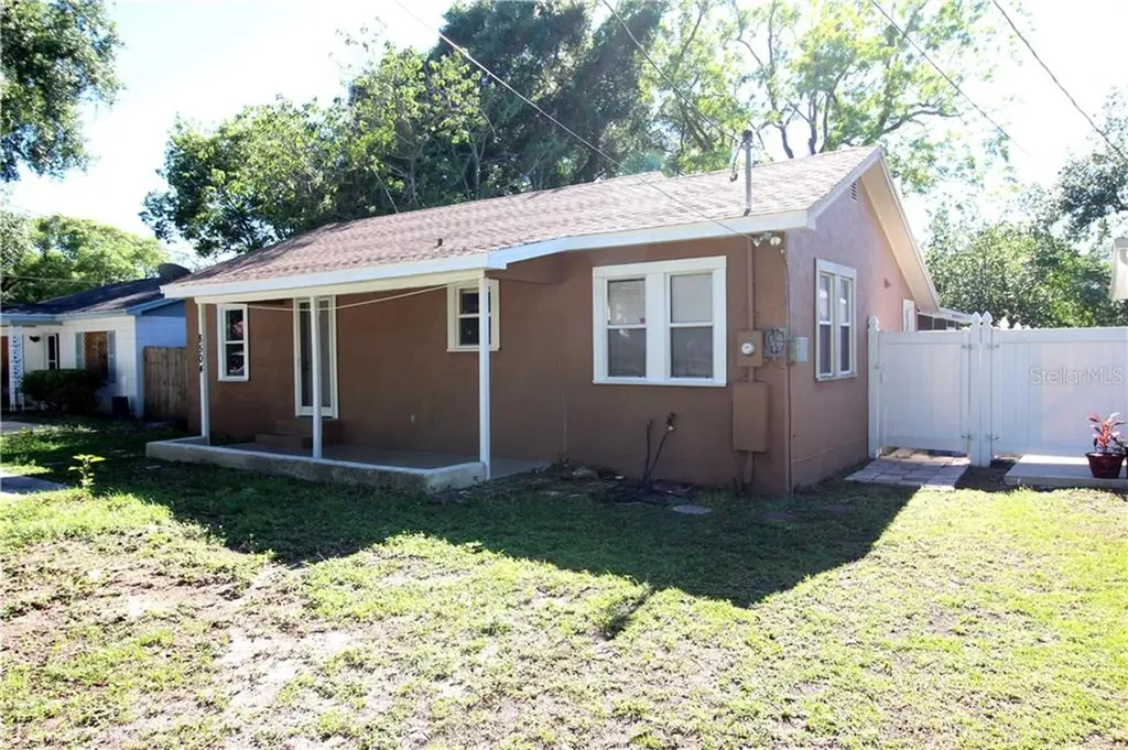 8504 N Newport Avenue Tampa FL 33604