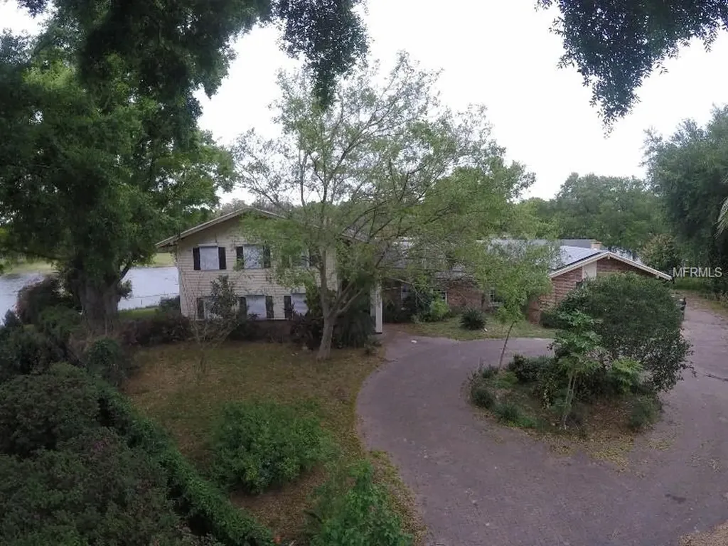 1102 Koger Shores Drive Orlando FL 32806