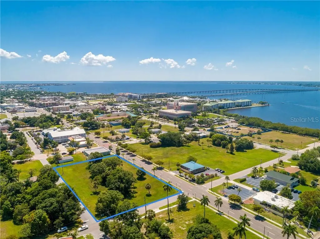 427,407, 417, 425 E Olympia Avenue Punta Gorda FL 33950
