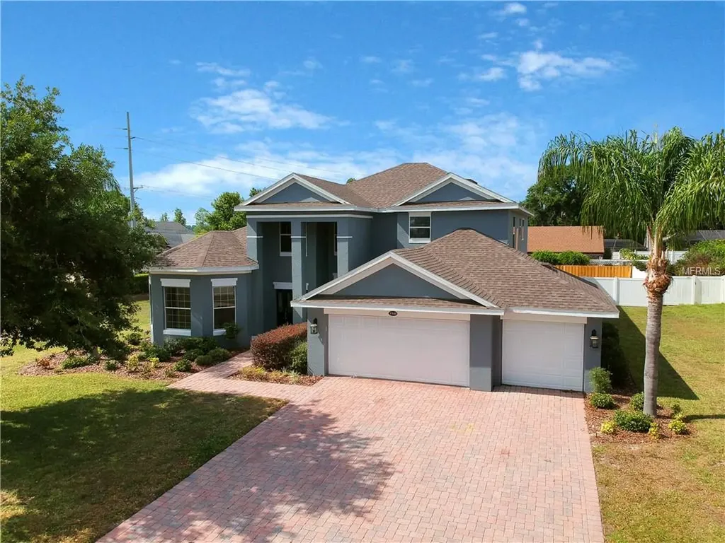 1940 Eloise Cove Drive Winter Haven FL 33884