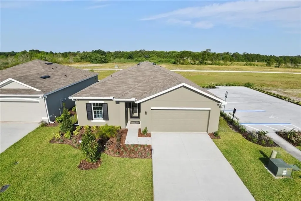 10405 Candleberry Woods Lane Gibsonton FL 33534