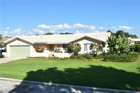 1968 Iowa Avenue NE St Petersburg FL 33703