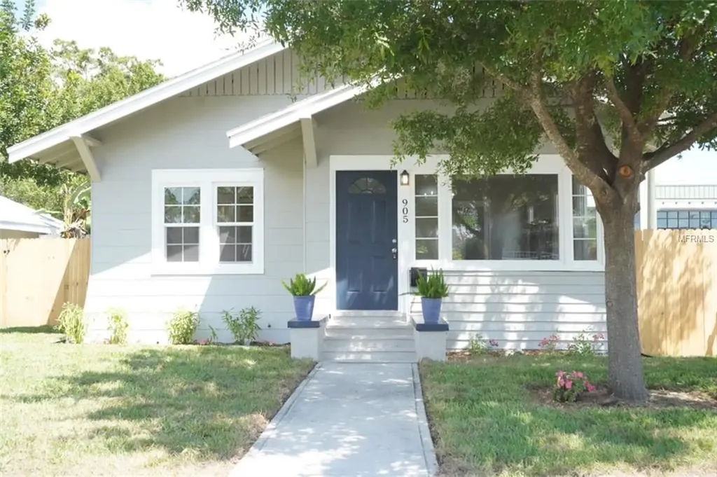 905 28th Avenue N St Petersburg FL 33704