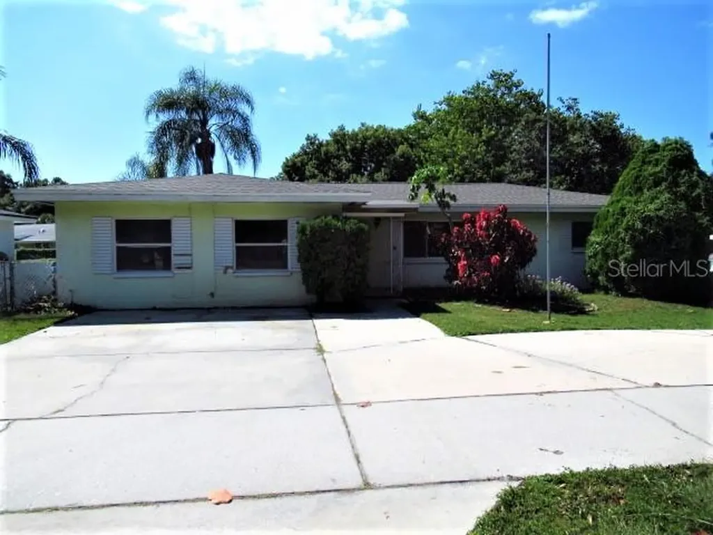 1834 Pinehurst Road Dunedin FL 34698