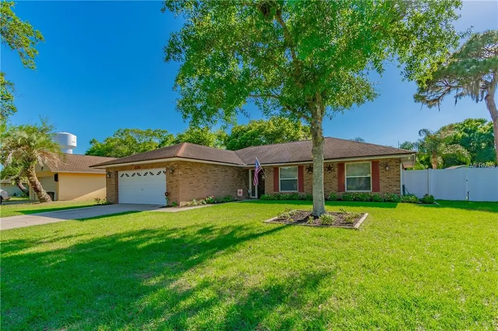 1015 Redbud Circle Plant City FL 33563