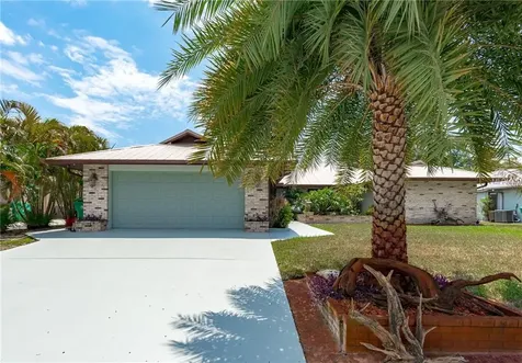 9363 Steubenville Avenue Englewood FL 34224
