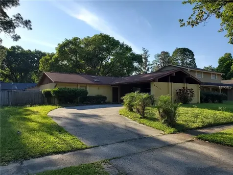 8206 Greenshire Drive Tampa FL 33634