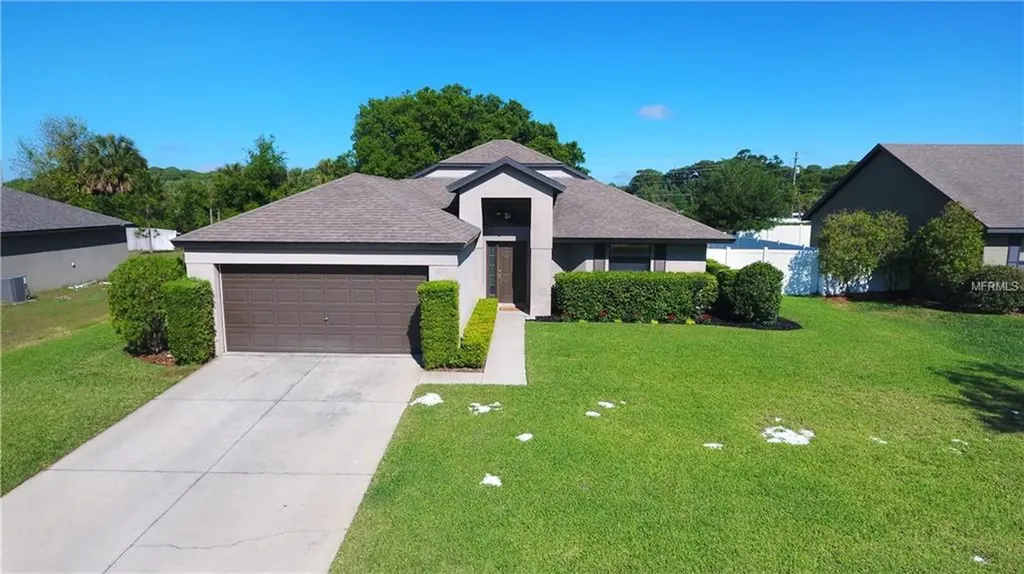 4297 Abaco Drive Tavares FL 32778