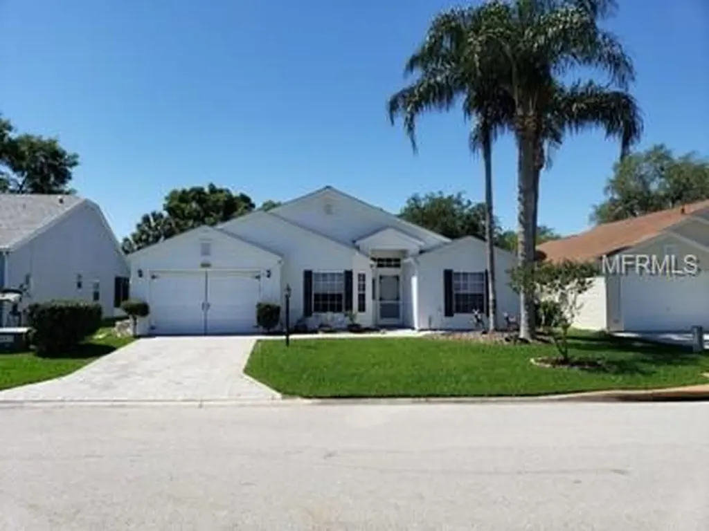 5422 Astor Street Leesburg FL 34748