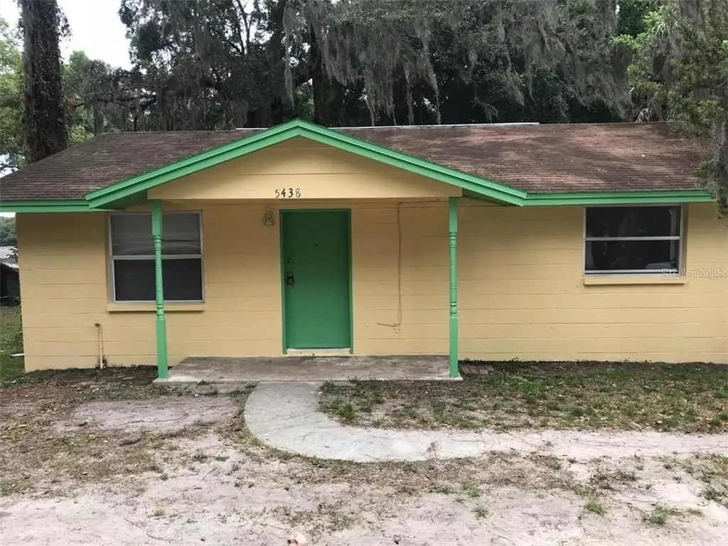 5438 County Road 579 Seffner FL 33584