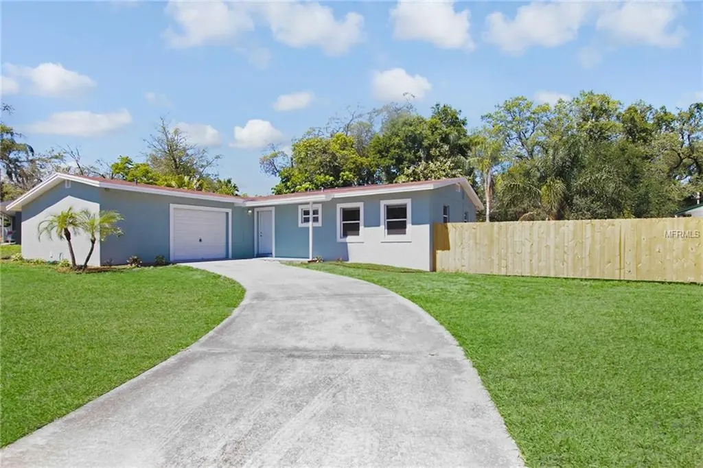 10928 N 21st Street Tampa FL 33612