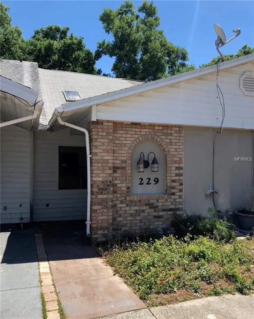 229 Dovetail Court Apopka FL 32703