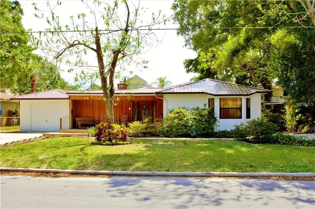 4310 W Empedrado Street Tampa FL 33629