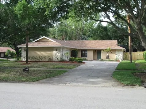 2921 Meadow Wood Drive Clearwater FL 33761