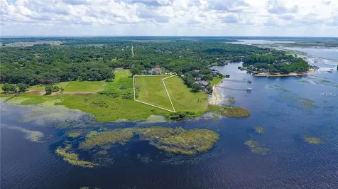 1389 Grandview Boulevard Kissimmee FL 34744