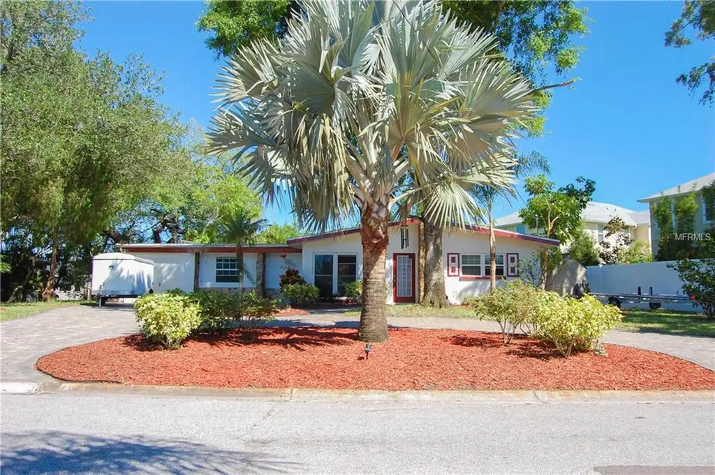 409 Manor Boulevard Palm Harbor FL 34683