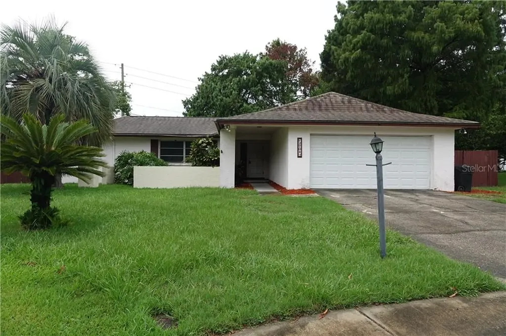 2704 Woodview Court Clearwater FL 33761