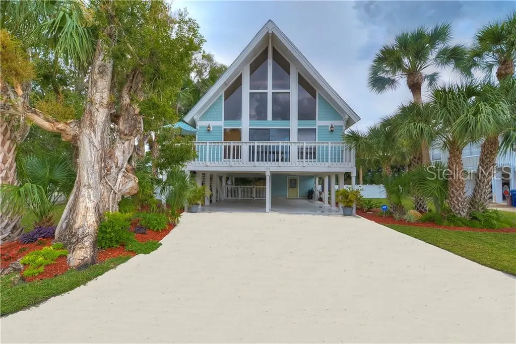 109 47th Street Holmes Beach FL 34217