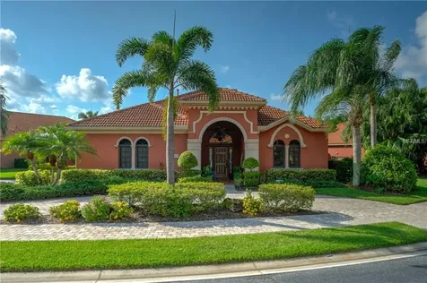 5113 Cantabria Crest Sarasota FL 34238