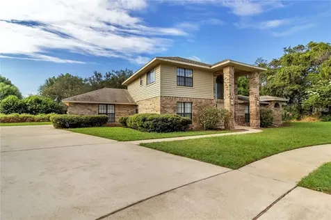 635 Dolphin Cove Court Debary FL 32713