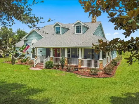 1734 County Road 227a Oxford FL 34484